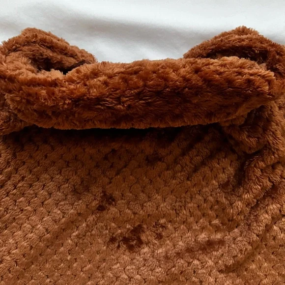 NWOT Calvin Klein Plush Zip-Up Vest - Picture 13 of 13